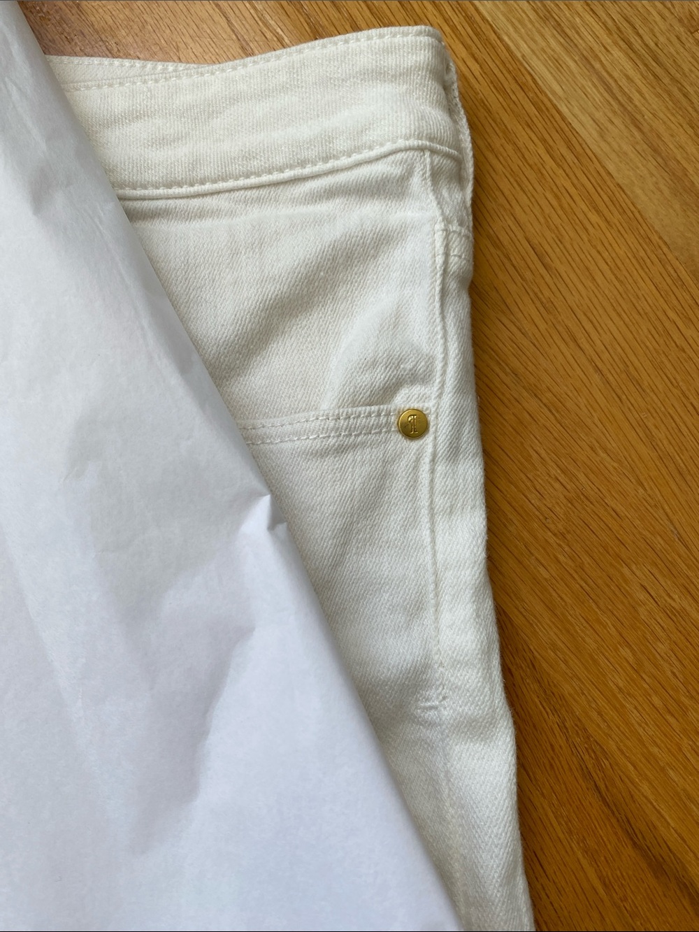 Pilcro Anthropology Creamy White Mid -Rise  5 Pocket Denim Script Shorts - Picture 4 of 11
